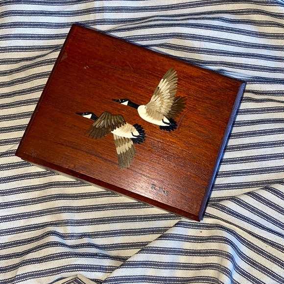 Vintage Hand-Painted Canada Goose Wood Box - Picture 1 of 6